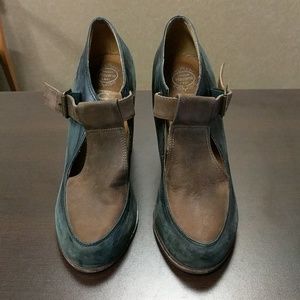 Sky high Jeffrey Campbell's